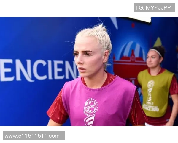 美国女足球星短发造型引关注是谁引领了这一潮流趋势